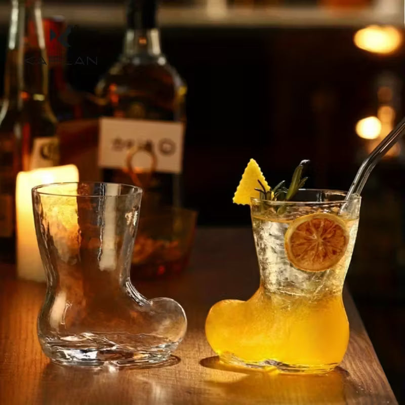 طقم من كوبين بتصميم على شكل قارب