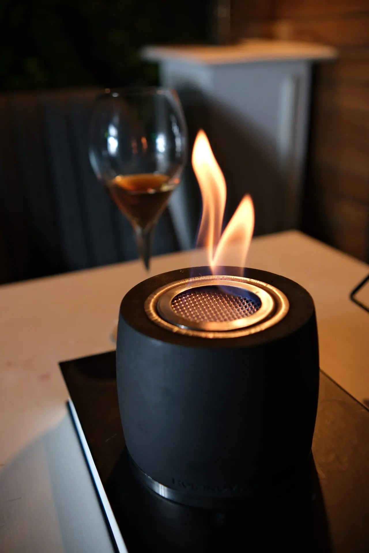 Valtea BlackStone Modern Masaüstü Beton Bioethanol Şömine ValteaHome