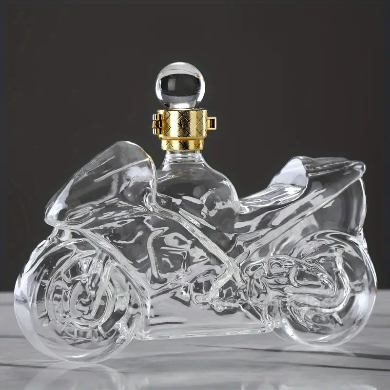 Motosiklet Şeklinde Cam Şişe – Lüks Viski ve Şarap Şişesi (24 cm | 300 ml)