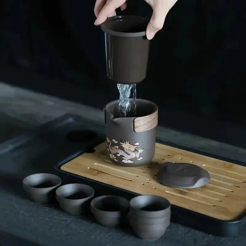 Renk Değiştiren Ejderha Çay Seti – Mor Kil | 1 Çaydanlık + 6 Fincan + Filtre + Kapak - VALTEAÇay Bardağı SetiÇay Bardağı Seti